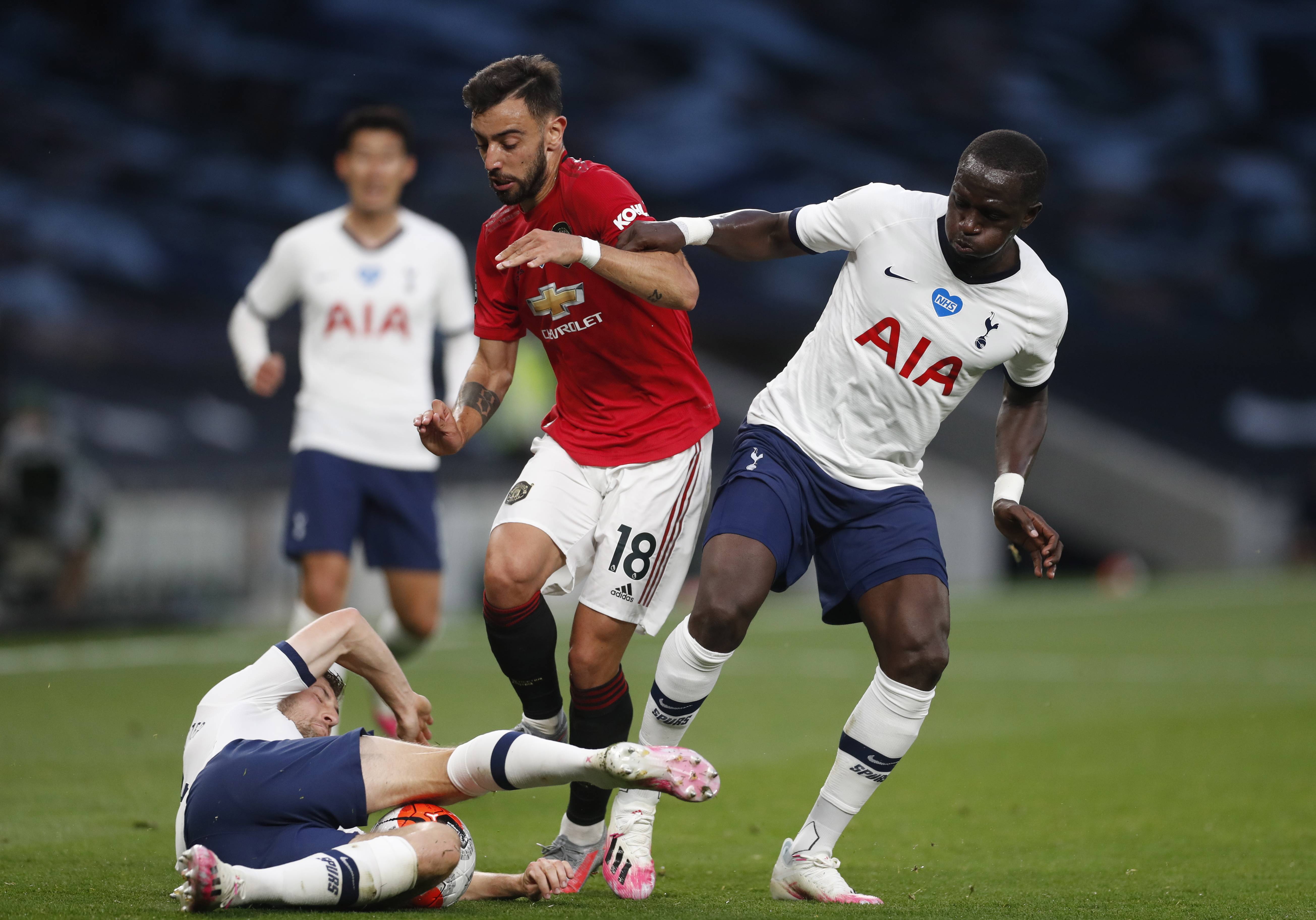 他的到来 他的到来