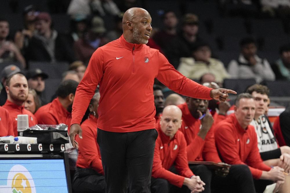 一个充满希 一个充满希