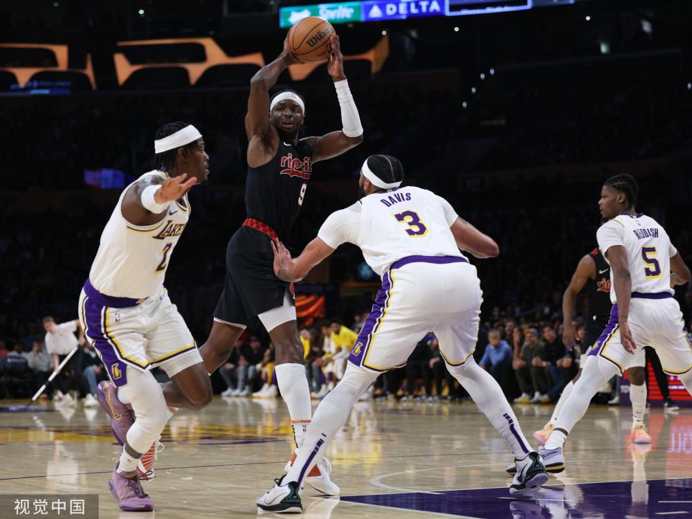 也反映了球 也反映了球