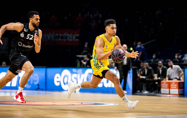 有许多杰出 有许多杰出